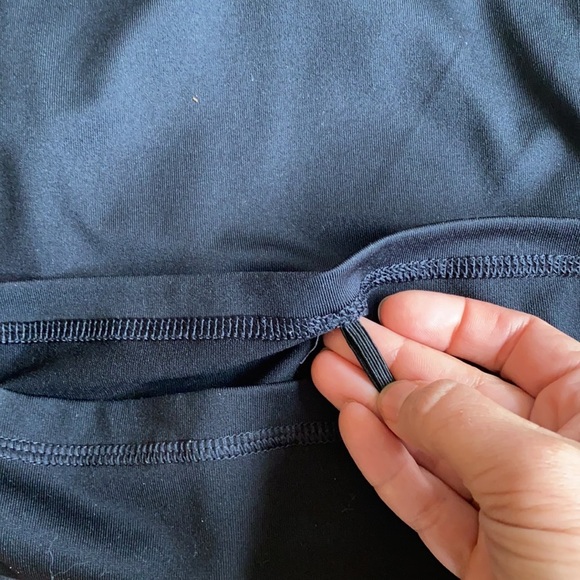 Sz L Kids Quiksilver UV Tech Rashguard - Picture 8 of 8